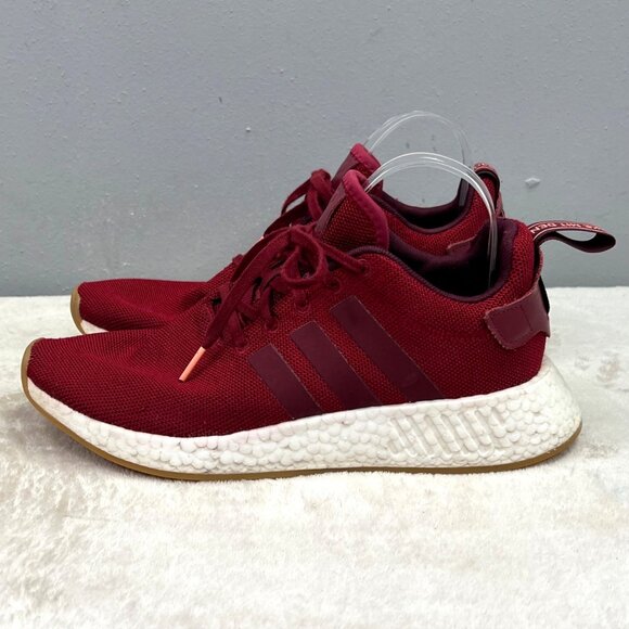 Athletic_Shoes